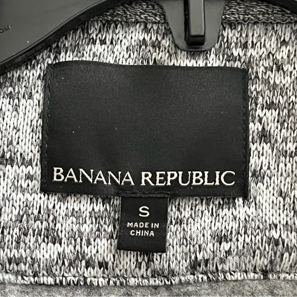 Like new banana republic grey warm jacket - Picture 6 of 7